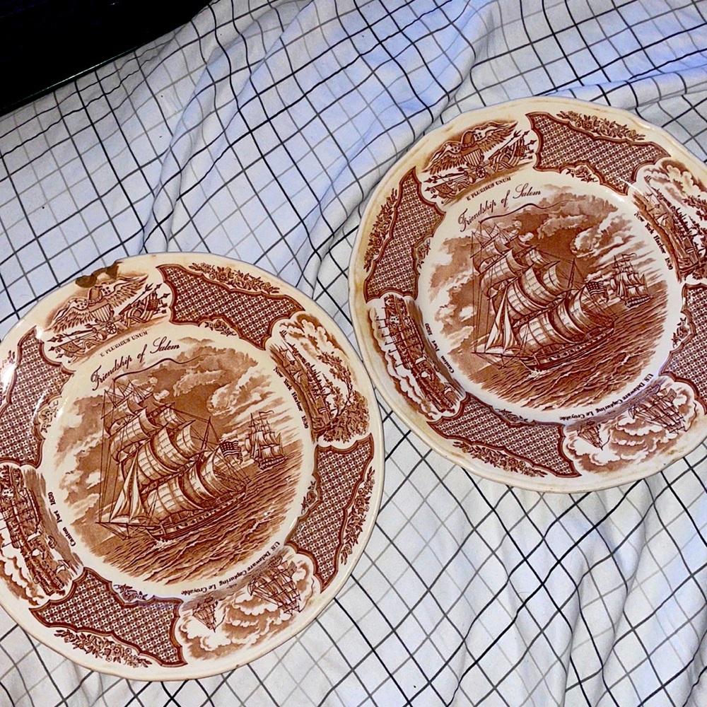 Friendship of Salem plates